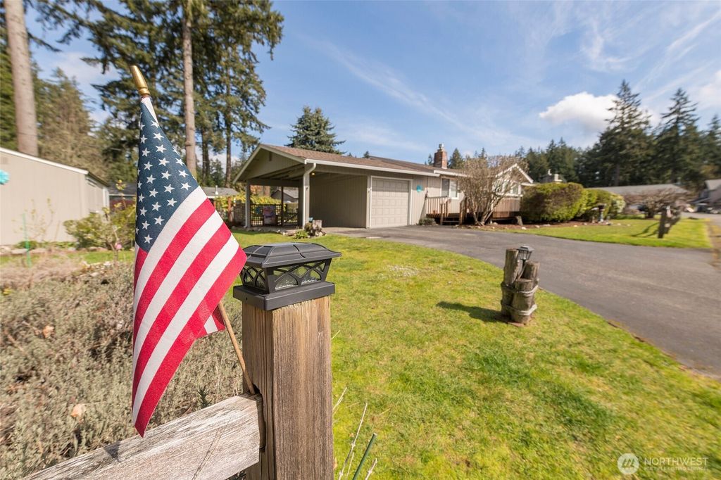 Photo of 9613 127th Street Ct NW, Gig Harbor, WA 98329 (MLS # 2498183)
