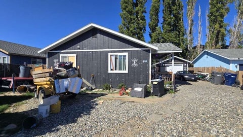 Photo of 1561 Cashmere Street, Wenatchee, WA 98801 (MLS # 2583476)