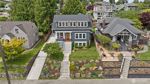 3453 Belvidere Avenue SW Seattle WA 98126