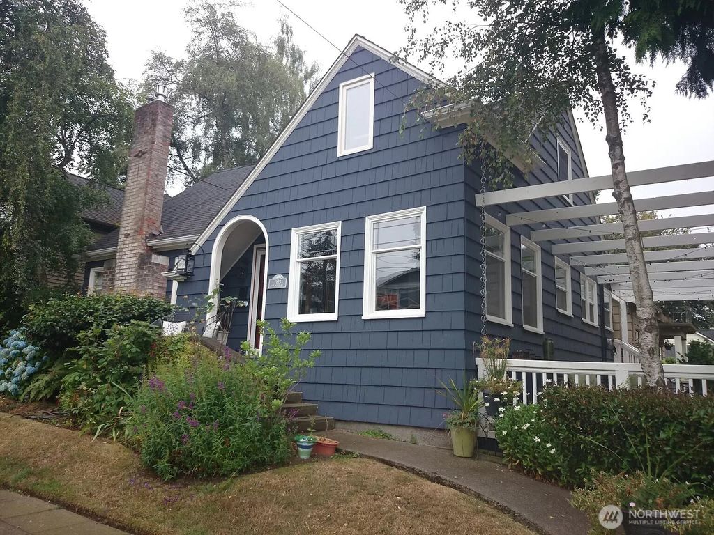 Photo of 2103 41st Avenue SW, Seattle, WA 98116 (MLS # 2436977)
