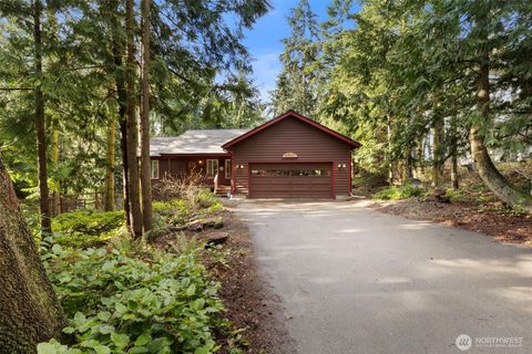 Photo of 4671 Magnolia Street, Port Townsend, WA 98368 (MLS # 2478378)