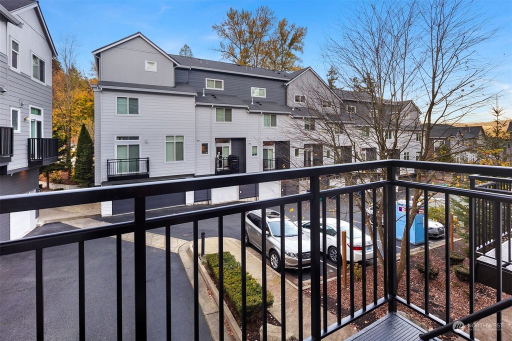 Photo of 2243 NW Moraine Place, Issaquah, WA 98027 (MLS # 2172159)