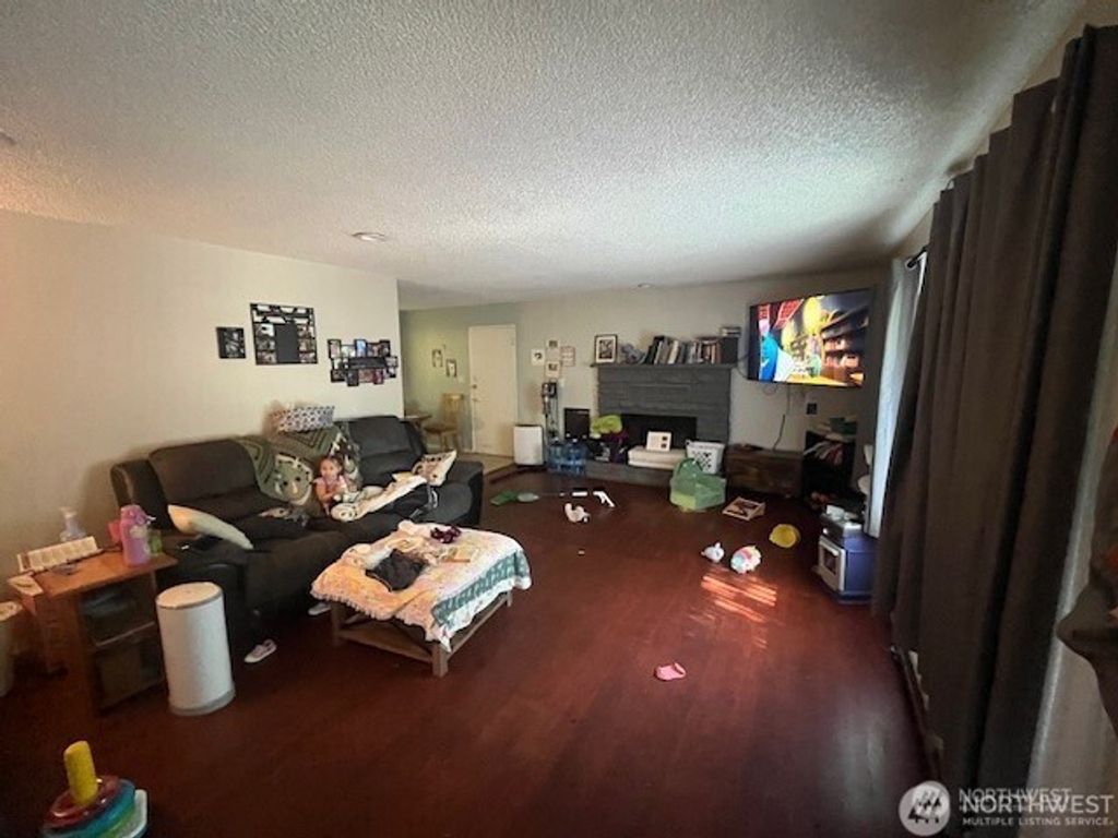 Photo of 1822 S Wenatchee Avenue, Wenatchee, WA 98801 (MLS # 2524736)