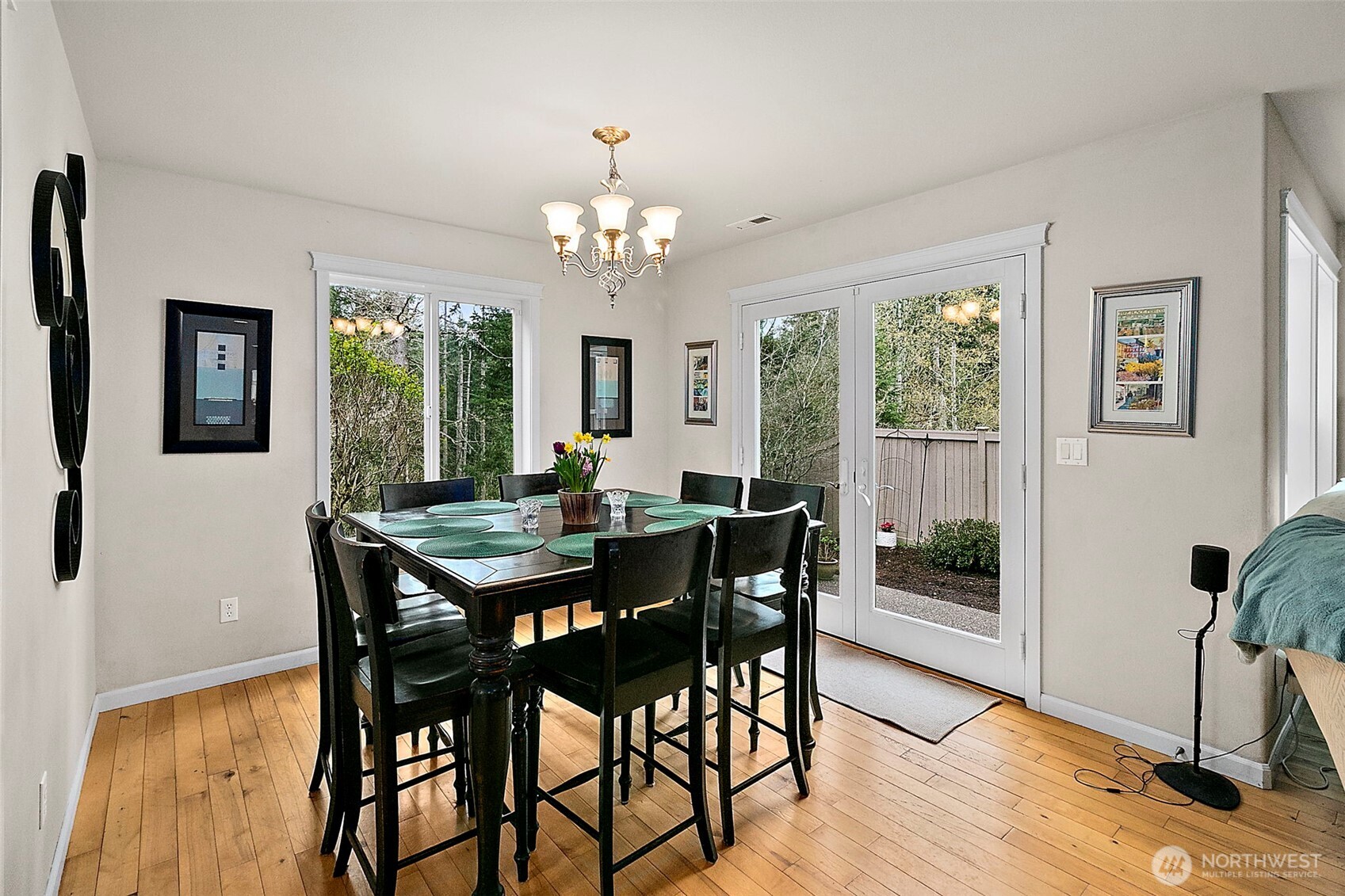 6415 Silent Creek Avenue SE