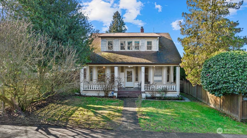 Photo of 2121 1st Avenue W, Seattle, WA 98119 (MLS # 2328822)