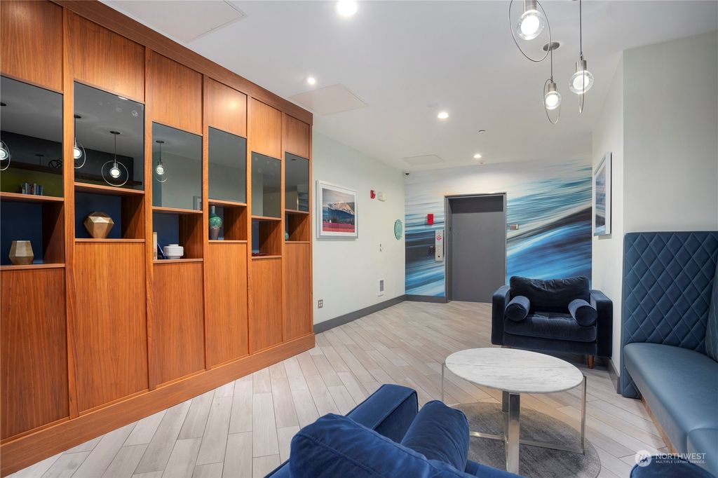 Photo of 413 NE 70th St St #305, Seattle, WA 98115 (MLS # 2216293)