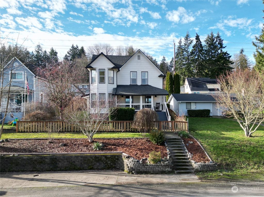 Photo of 4810 S 3rd Ave Ave, Everett, WA 98203 (MLS # 2321498)