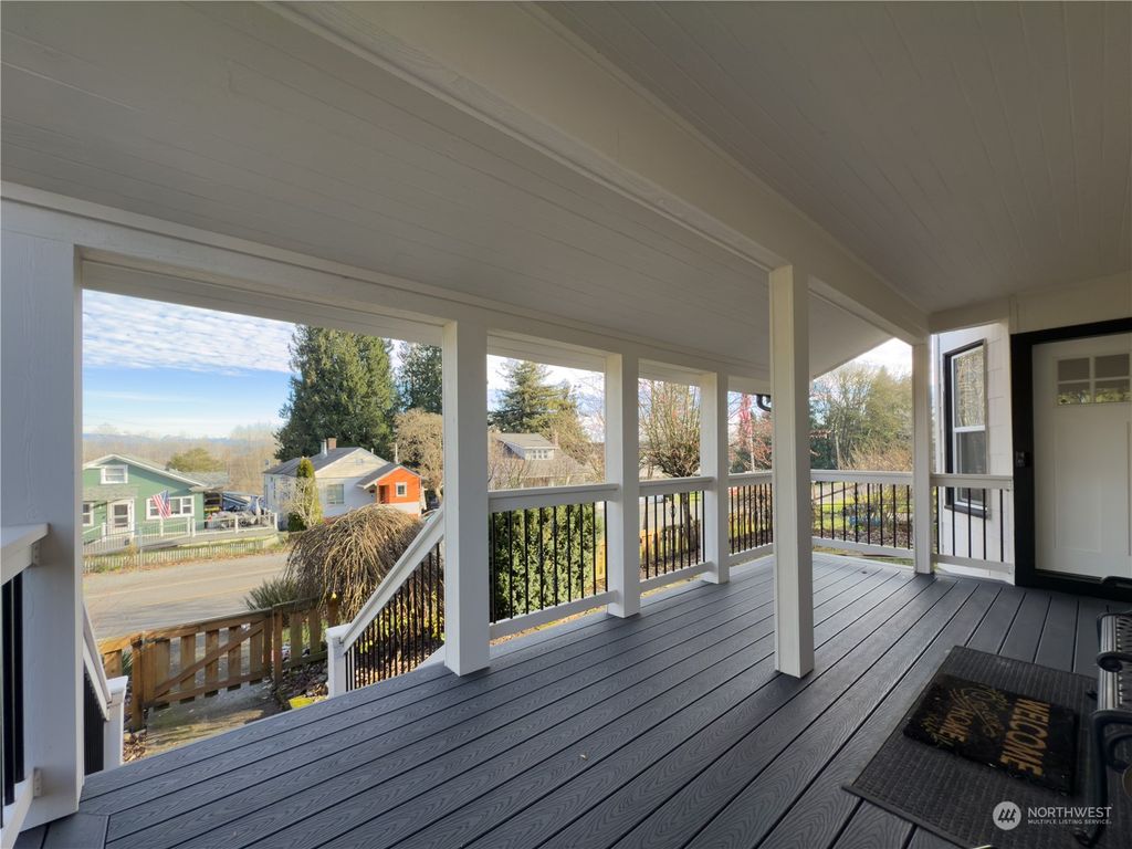 Photo of 4810 S 3rd Ave Ave, Everett, WA 98203 (MLS # 2321498)