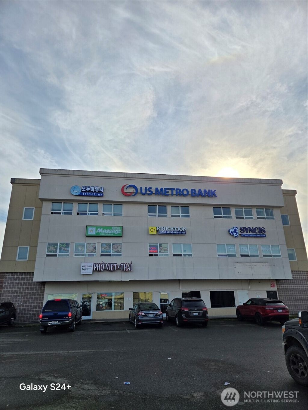 Photo of 3615 Steilacoom Blvd Blvd, Lakewood, WA 98499 (MLS # 2481386)