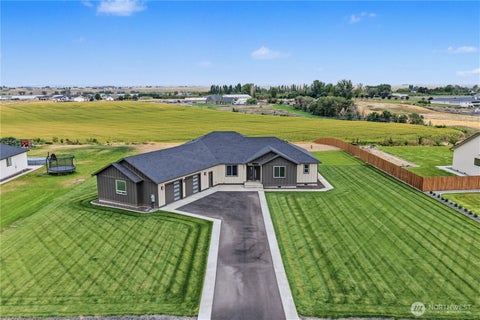 Photo of 5093 NE 7.3 Road, Moses Lake, WA 98837 (MLS # 2586050)