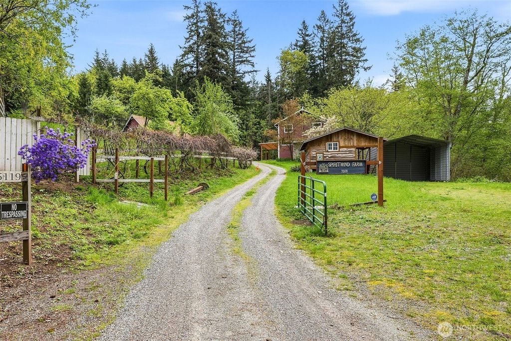 Photo of 25119 SE 262nd Street, Ravensdale, WA 98051 (MLS # 2479338)