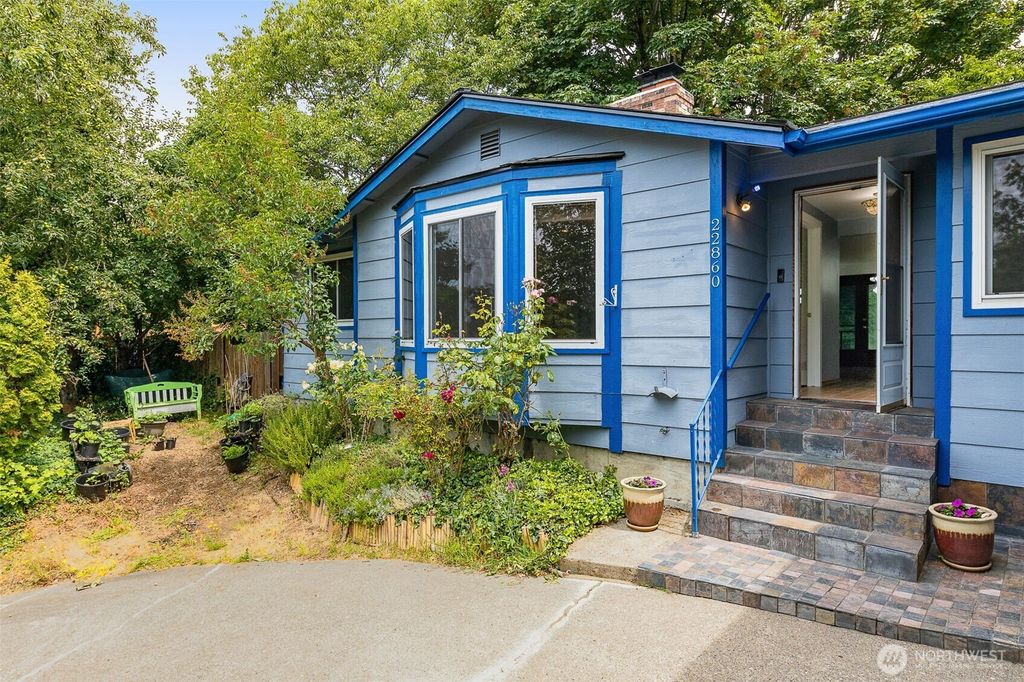 Photo of 22860 16th Avenue S, Des Moines, WA 98198 (MLS # 2397725)