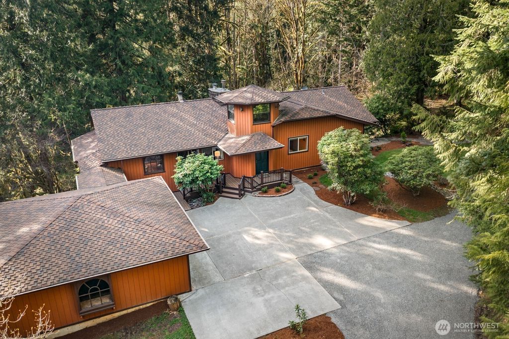 Photo of 4817 288th Avenue NE, Redmond, WA 98053 (MLS # 2503227)