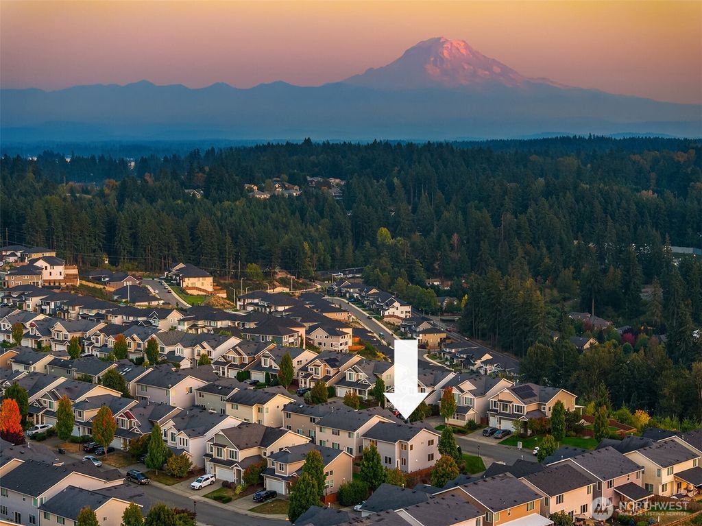 Photo of 16009 24th Street E, Lake Tapps, WA 98391 (MLS # 2502740)