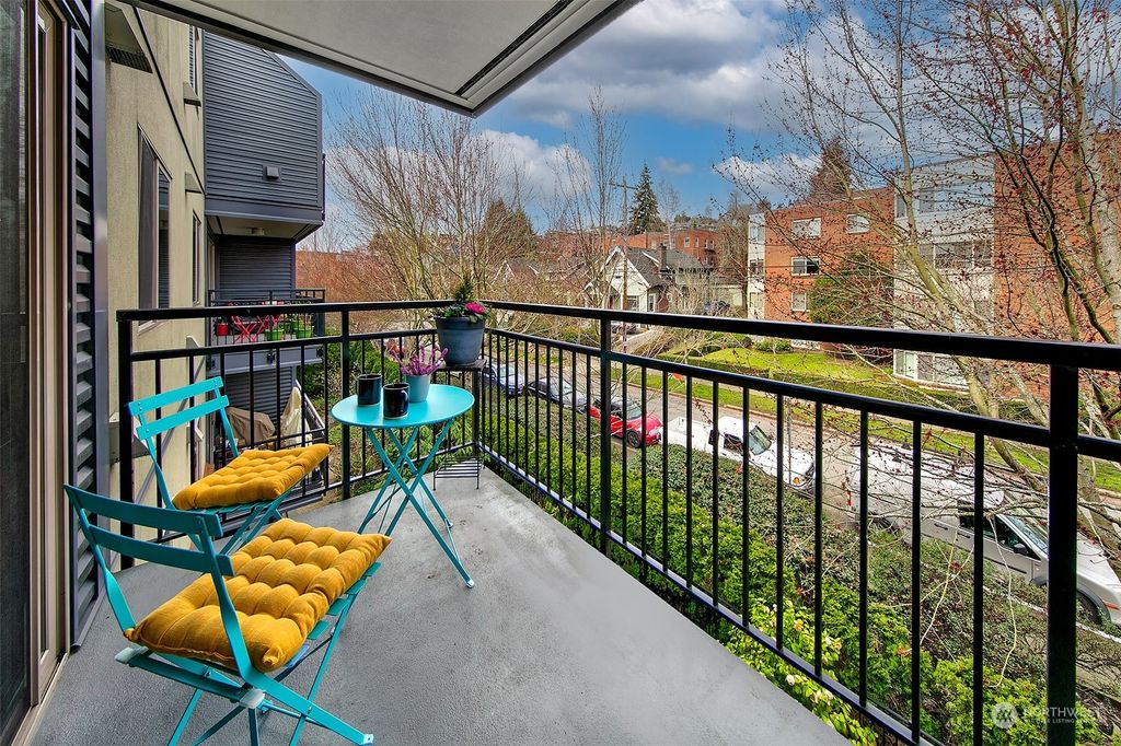 Photo of 275 W Roy Street #304, Seattle, WA 98119 (MLS # 2045022)