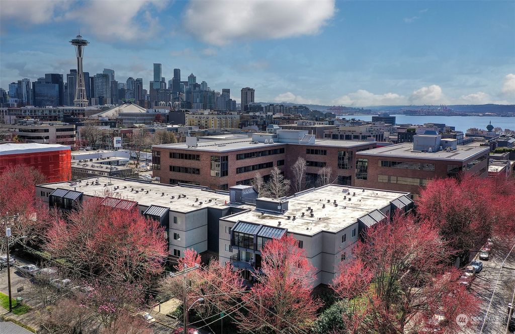 Photo of 275 W Roy Street #304, Seattle, WA 98119 (MLS # 2045022)