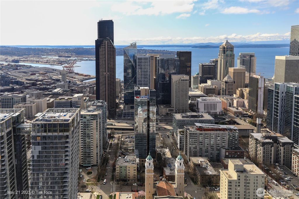 Photo of 800 Columbia Street #715, Seattle, WA 98104 (MLS # 2437955)