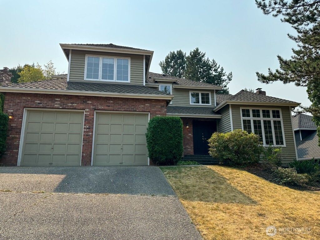 Photo of 24435 SE 42nd Place, Issaquah, WA 98029 (MLS # 2529871)