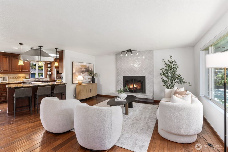 10501 25TH Drive SE