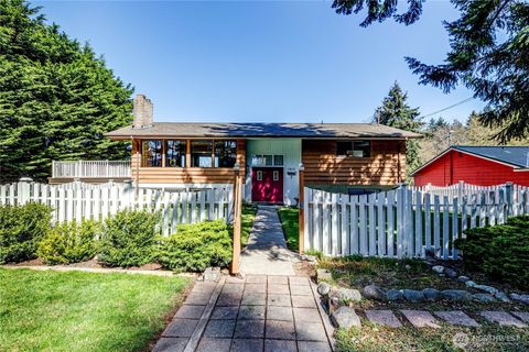 1511 W 16th Street, Port Angeles, WA 98363 - MLS#: 2355345
