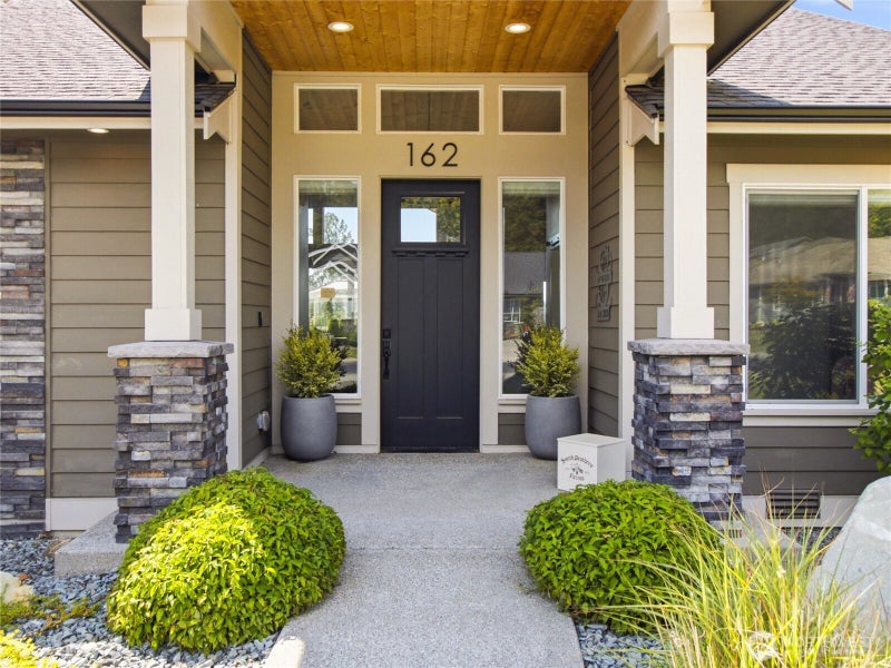 162 Mountain Crest Lane