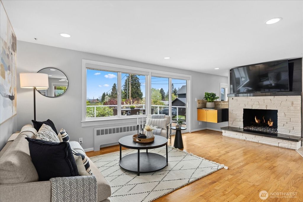 Photo of 747 Olympic Avenue, Edmonds, WA 98020 (MLS # 2511346)