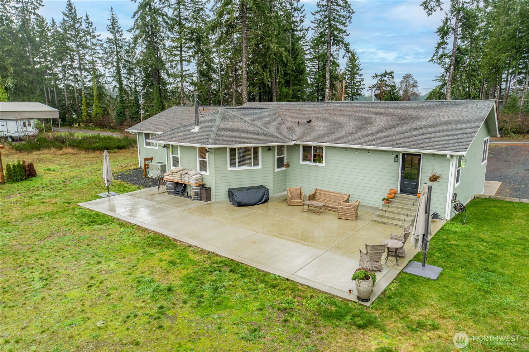 1591 E Island Lake Drive