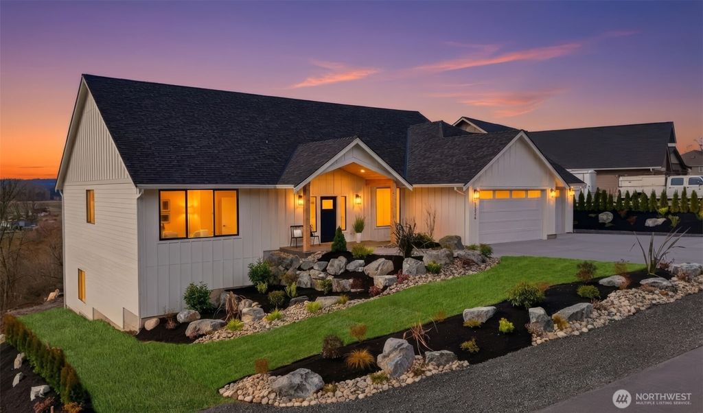 Photo of 11324 73rd Avenue NE, Arlington, WA 98223 (MLS # 2478165)