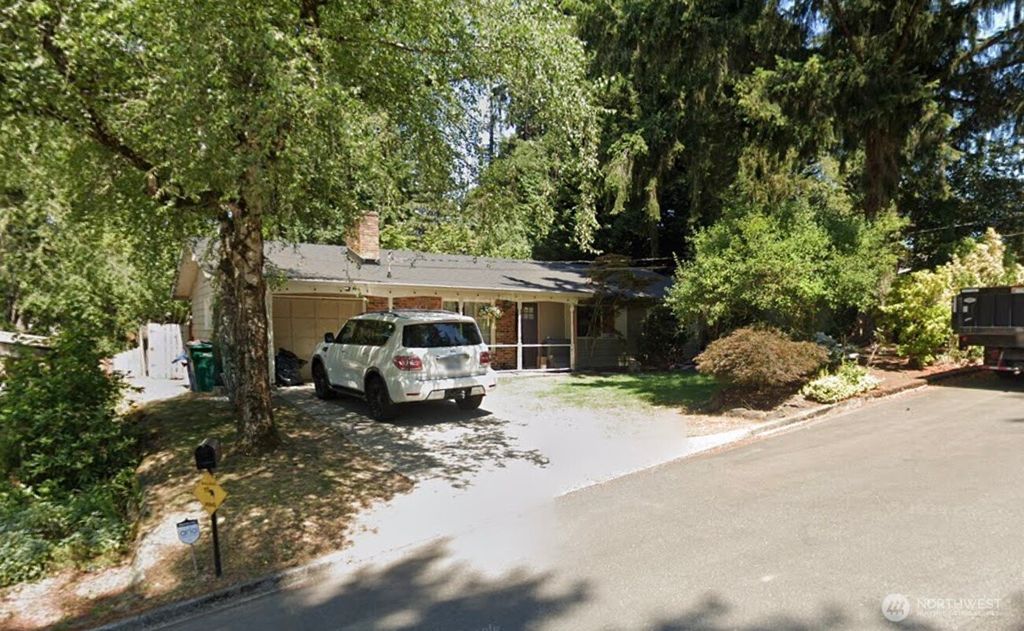 Photo of 12110 SE 70th Street, Newcastle, WA 98056 (MLS # 2519494)