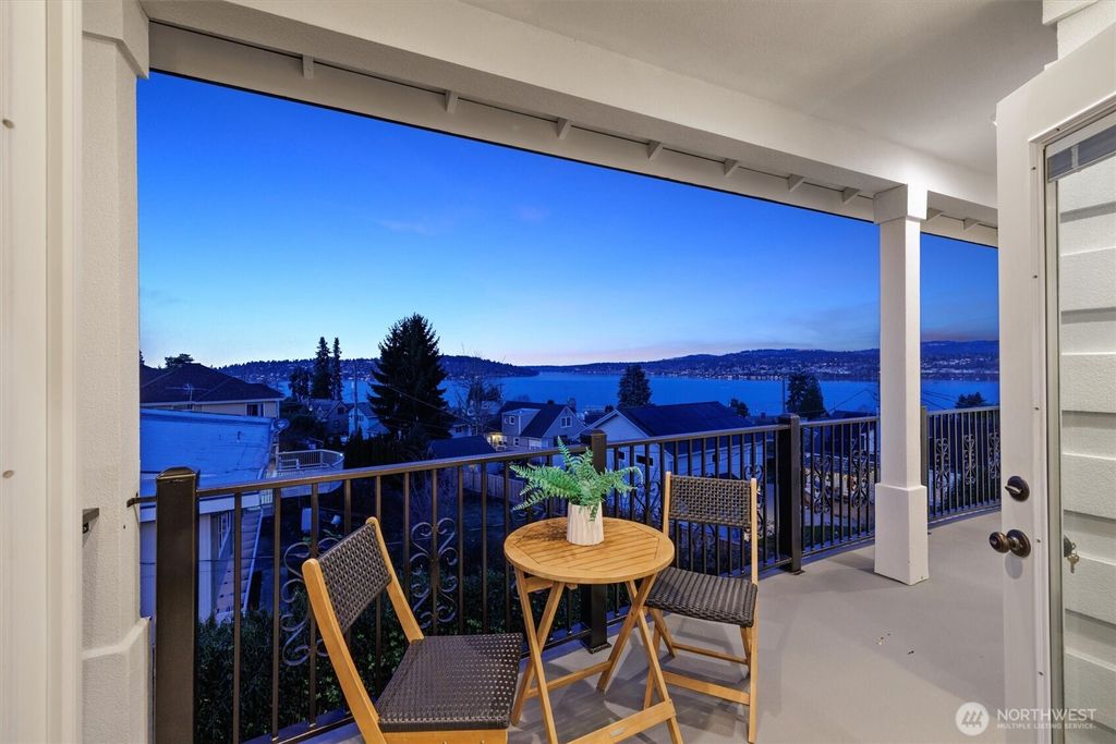 Photo of 7908 S Lakeridge Drive, Seattle, WA 98178 (MLS # 2472006)