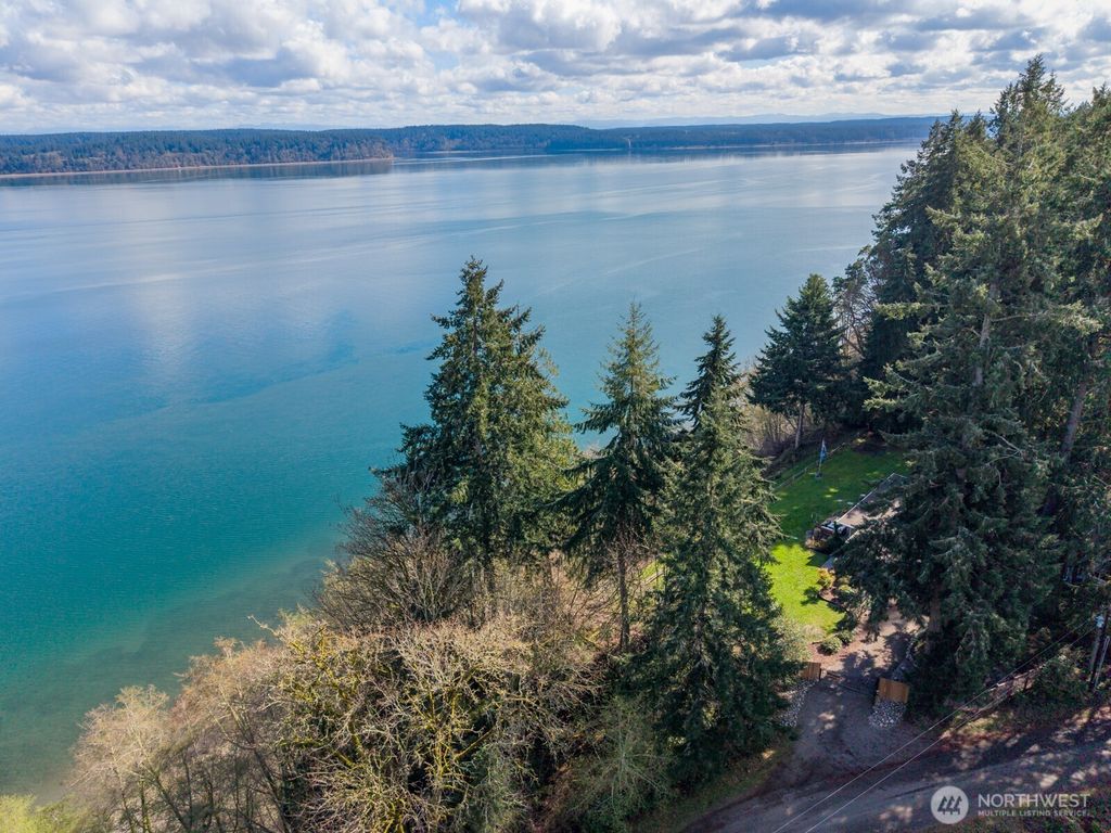 Photo of 9513 Villa Beach Road, Anderson Island, WA 98303 (MLS # 2489444)