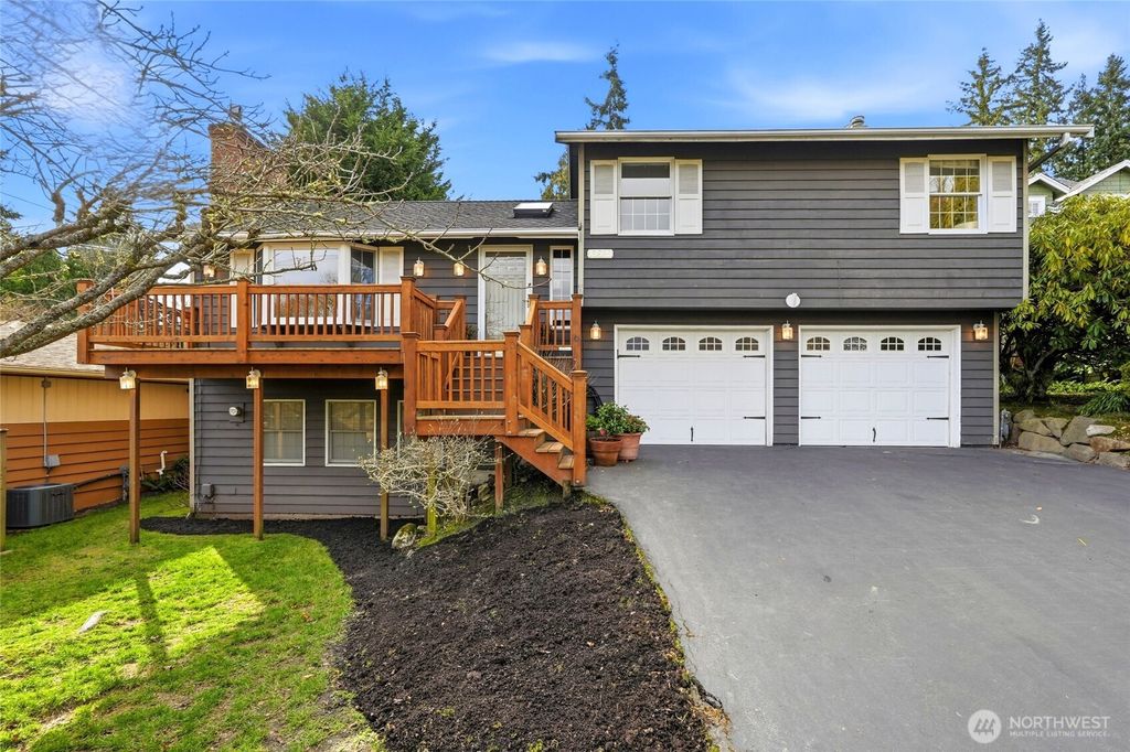 Photo of 10825 34th Avenue SW, Seattle, WA 98146 (MLS # 2485093)