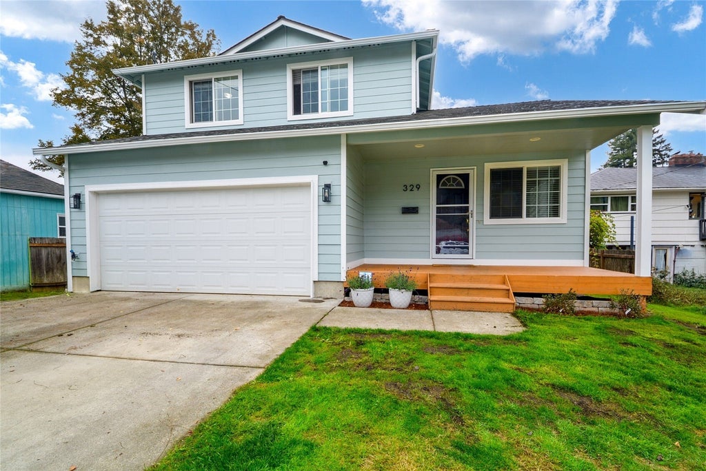 Photo of 329 N Barker Street, Mount Vernon, WA 98273 (MLS # 2598705)