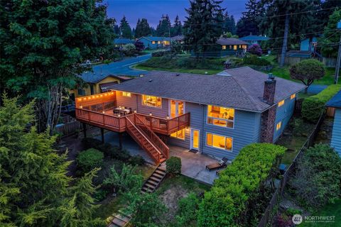 Photo of 1612 SW 166th Street, Burien, WA 98166 (MLS # 2521858)