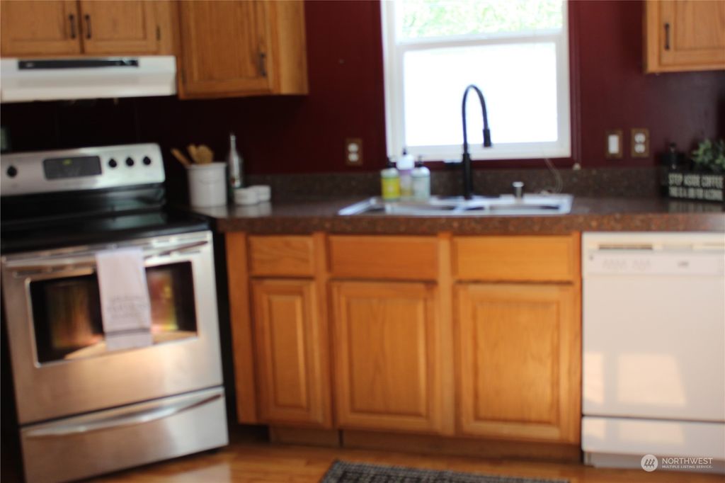 Photo of 41623 Mountain View Place E, Gold Bar, WA 98251 (MLS # 2232117)