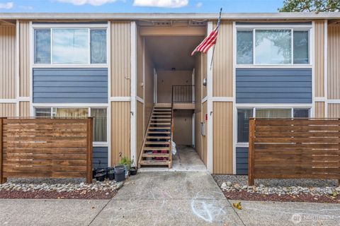 4027 S Warner Street, Tacoma, WA 98409 - MLS#: 2358318