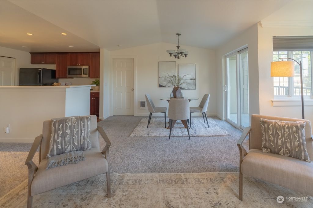 Photo of 28712 18th Avenue S #X304, Federal Way, WA 98003 (MLS # 2065879)