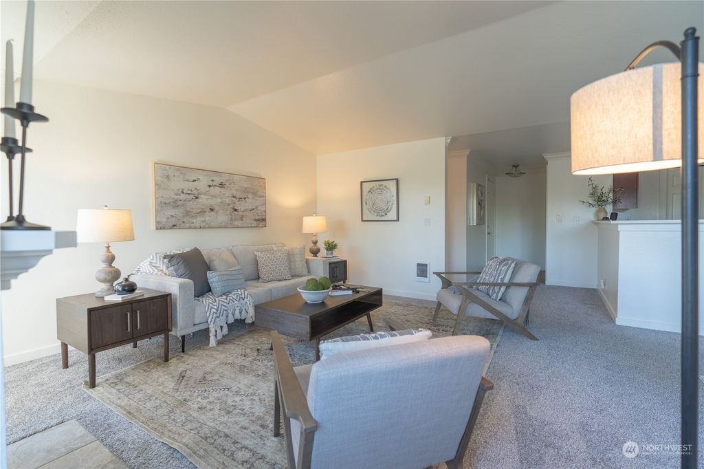 Photo of 28712 18th Avenue S #X304, Federal Way, WA 98003 (MLS # 2065879)