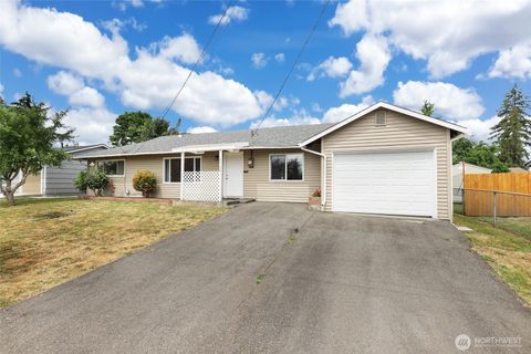 Photo of 15759 119th Place SE, Renton, WA 98058 (MLS # 2551043)