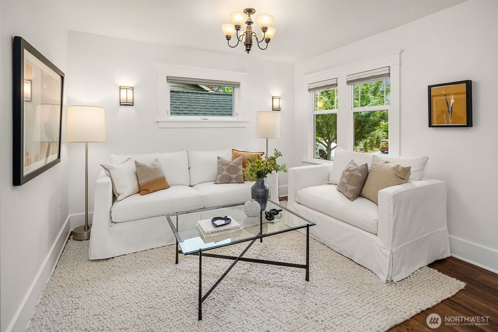 Photo of 519 27th Avenue, Seattle, WA 98122 (MLS # 2530567)