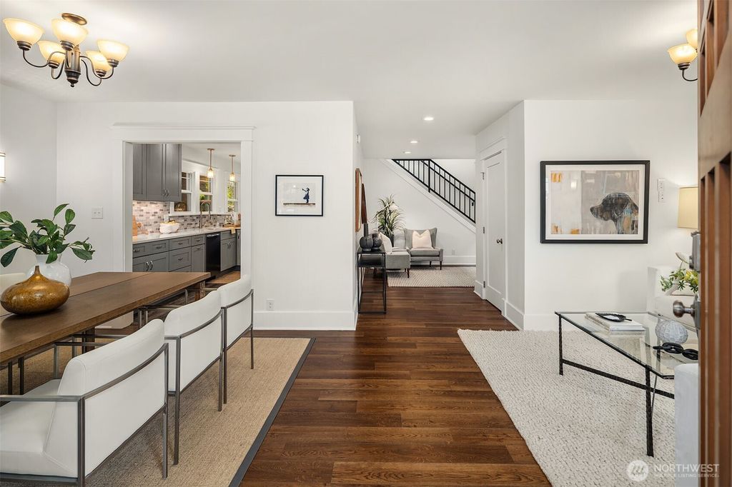 Photo of 519 27th Avenue, Seattle, WA 98122 (MLS # 2530567)