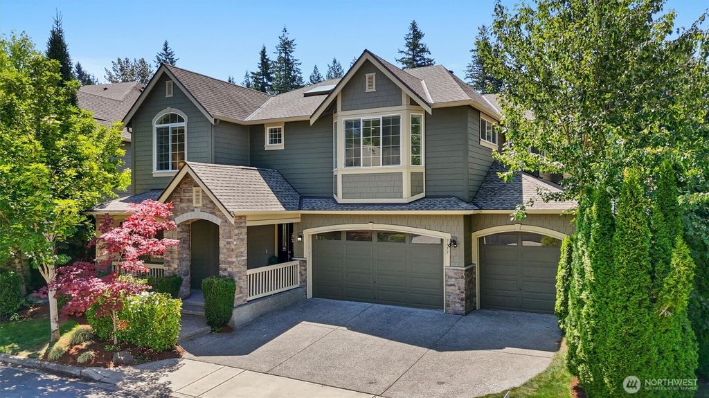 Photo of 9657 242nd Way NE, Redmond, WA 98053 (MLS # 2409032)