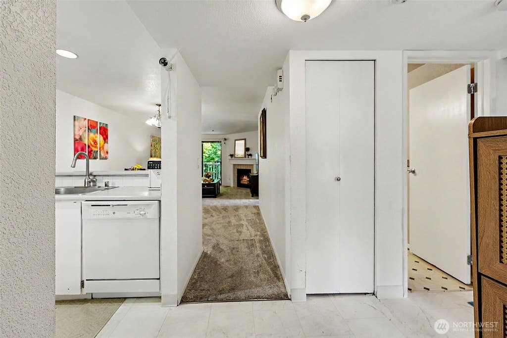 Photo of 25120 98th Place S #A208, Kent, WA 98030 (MLS # 2570997)