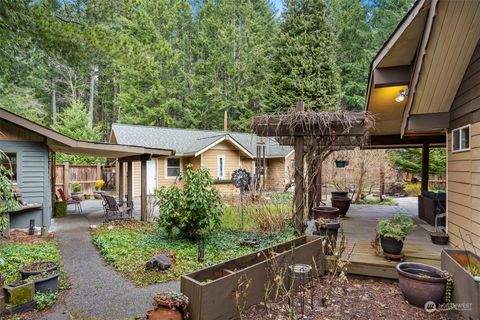 A home in Packwood