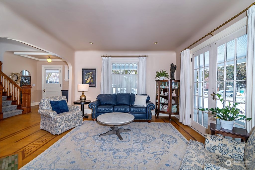 listing image 9362263887095004844