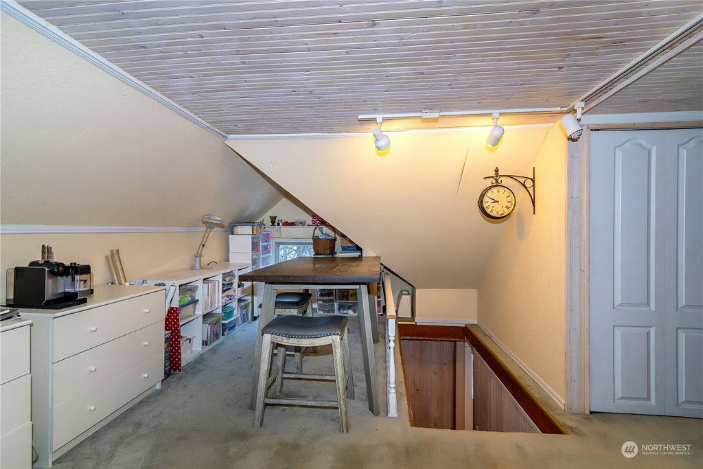 listing image 9364851315105757167