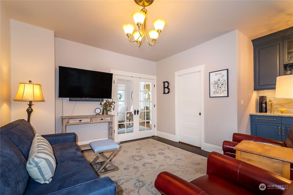 listing image 9368342622164747031