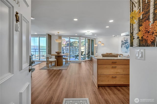 9500 Rainier Avenue S 508 #508, Seattle