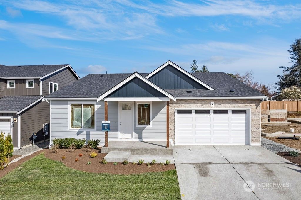 Photo of 6115 42nd Street NE, Marysville, WA 98270 (MLS # 2216085)