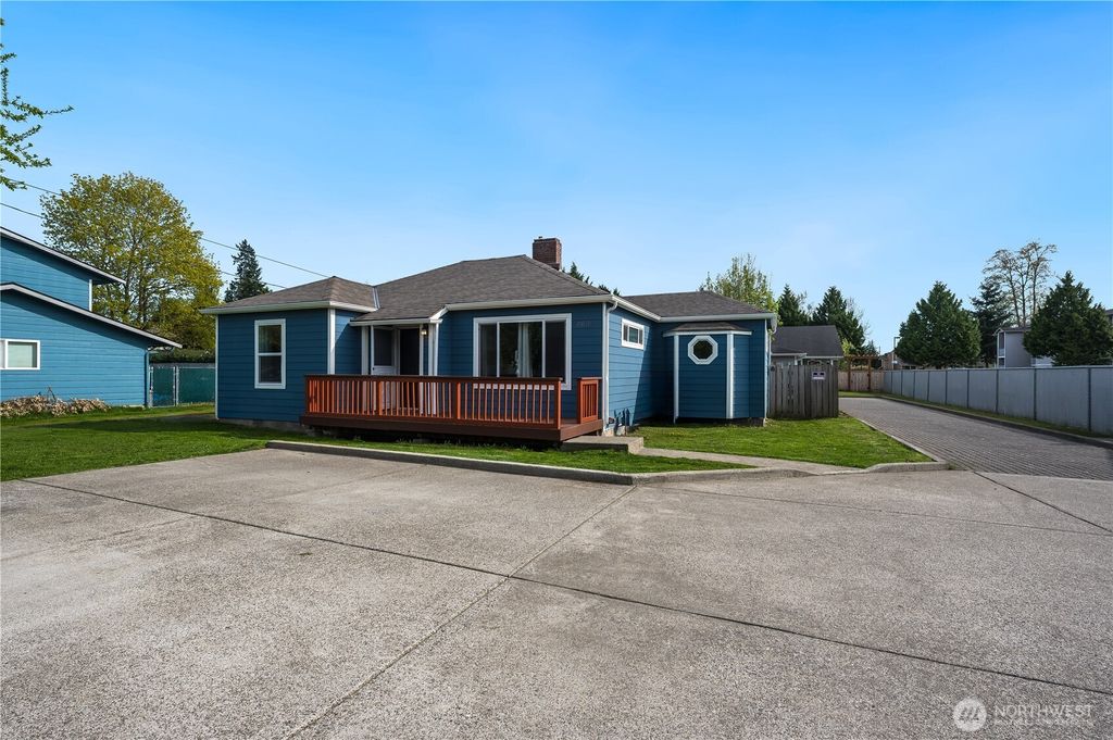 Photo of 4608 84th Street NE, Marysville, WA 98270 (MLS # 2363749)
